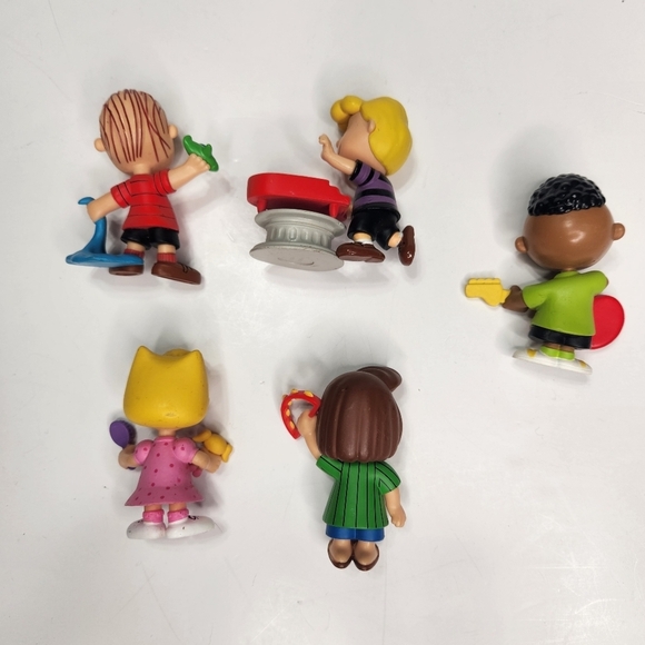 Peanuts Characters Figures Set 5 Lucy Linus Franklin Schroeder Peppermint Patty - Picture 5 of 10